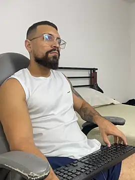 vincentjaxon online show from 6, 3, 2026