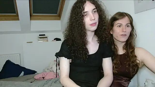 Snapshot of tsbubbles760 chatting on 7, 10, 2025 tsbubbles760 online show from 7, 10, 2025