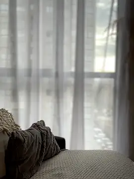 Sofi Leal online show from 5, 2, 2026