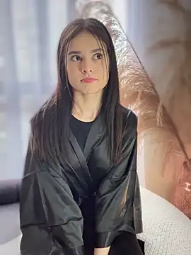 Sofi Leal online show from 21, 10, 2025