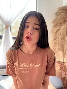 Sofi Leal online show from 20, 11, 2025