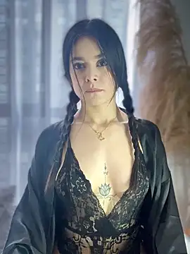 Sofi Leal online show from 14, 2, 2026