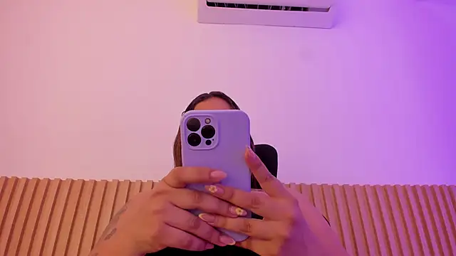 OliviaSweett online show from 16, 11, 2025