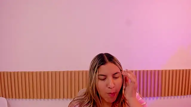 OliviaSweett online show from 29, 4, 2026