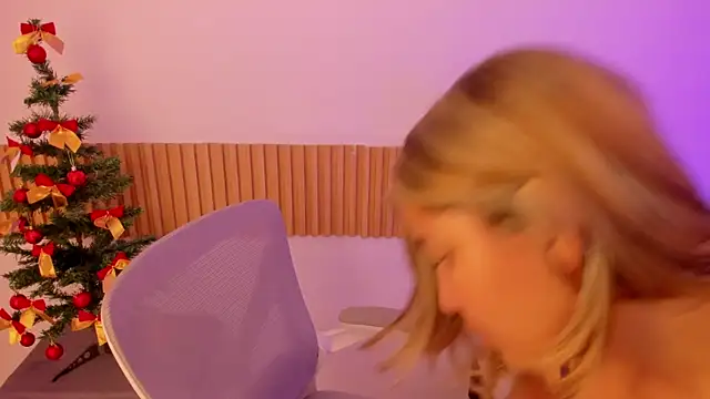 OliviaSweett online show from 18, 12, 2025