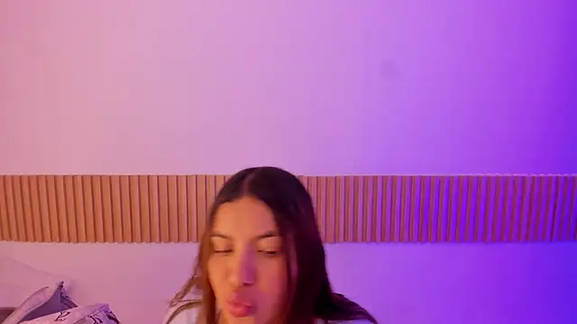 OliviaSweett online show from 19, 11, 2025