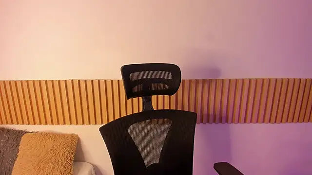 OliviaSweett online show from 23, 10, 2025