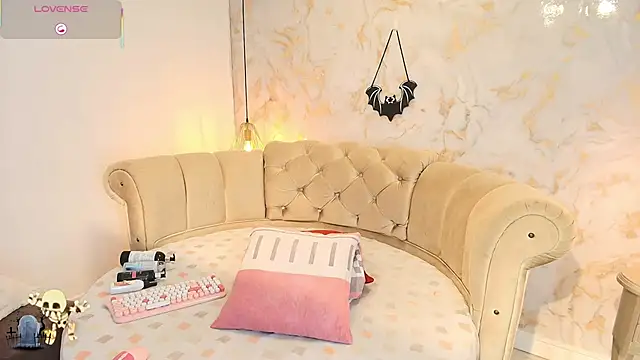 nathaliamiller online show from 31, 10, 2025