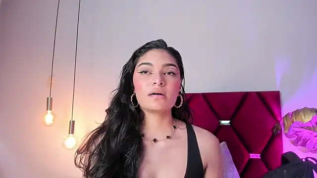 LunaAspen  online show from 10, 2, 2026