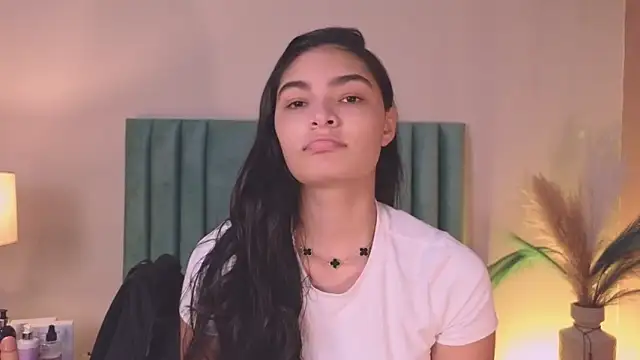 LunaAspen  online show from 21, 4, 2026