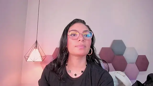 LunaAspen  online show from 5, 3, 2026