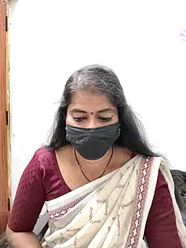 tamil Sigappu Roja online show from 4, 3, 2026