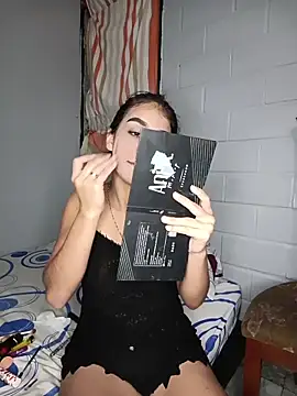 Bigtiti01 online show from 25, 2, 2026