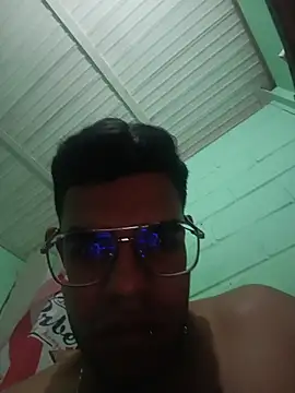 Bigtiti01 online show from 24, 10, 2025