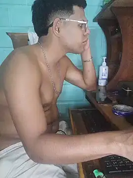 Bigtiti01 online show from 3, 10, 2025