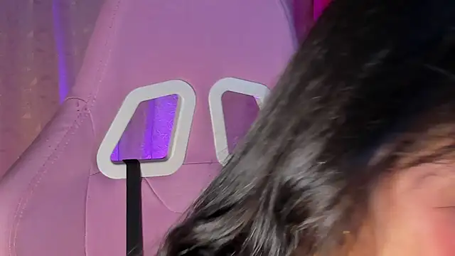 MelanyOconner online show from 24, 2, 2026