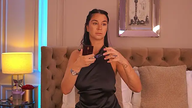 FrancescaDante online show from 25, 7, 2026