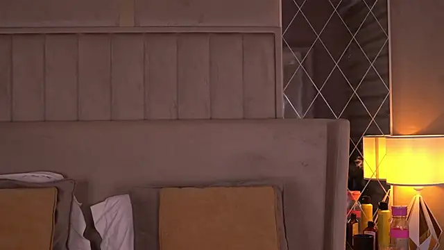 FrancescaDante online show from 9, 1, 2026