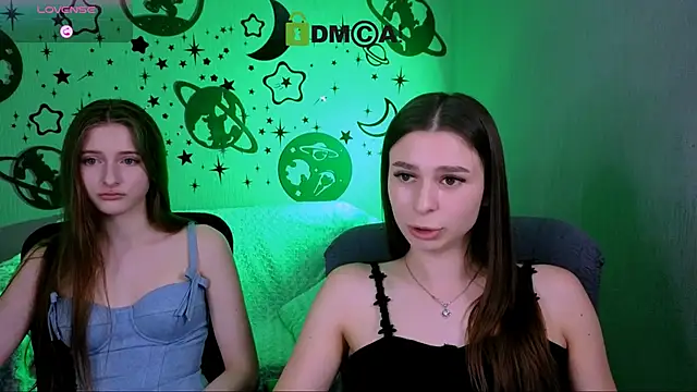 Snapshot of nekky_mouse chatting on 19, 6, 2026 nekky mouse online show from 19, 6, 2026