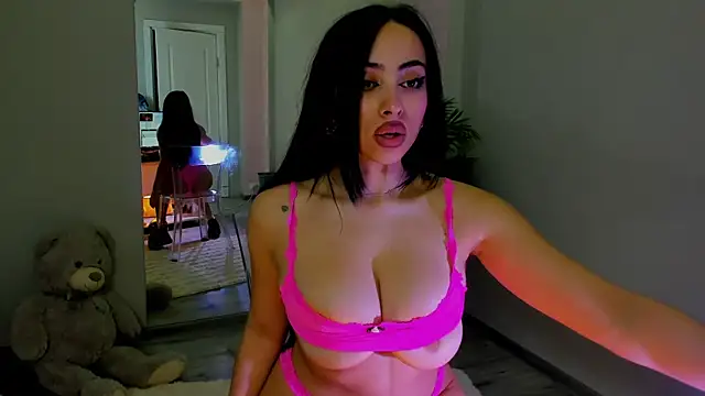 Cupcake Izzy online show from 28, 2, 2026