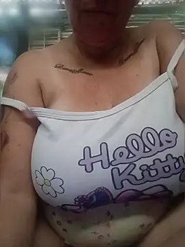 Snapshot of SinisterBabe chatting on 7, 7, 2026 SinisterBabe online show from 7, 7, 2026