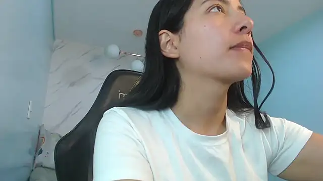 Snapshot of victoria_hernandez_t_ chatting on 6, 5, 2026 victoria hernandez t online show from 6, 5, 2026
