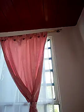 Isa Acosta online show from 4, 3, 2026