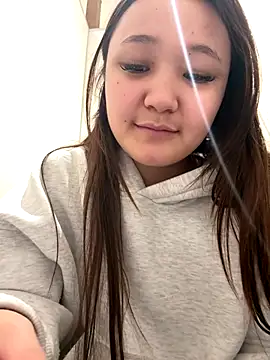 Snapshot of KissMeEva chatting on 9, 10, 2025 KissMeEva online show from 9, 10, 2025