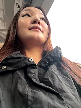 Snapshot of KissMeEva chatting on 20, 9, 2025 KissMeEva online show from 20, 9, 2025