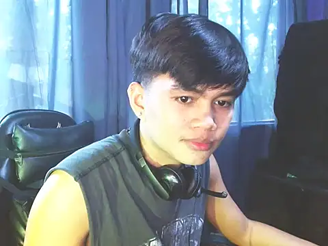 Snapshot of Alexx_143 chatting on 24, 9, 2025 Alexx 143 online show from 24, 9, 2025