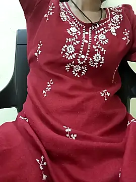 Snapshot of Alia-00 chatting on 15, 10, 2025 Alia-00 online show from 15, 10, 2025