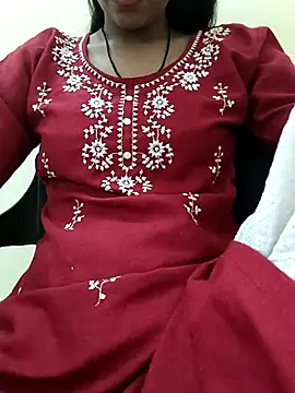 Snapshot of Alia-00 chatting on 24, 10, 2025 Alia-00 online show from 24, 10, 2025