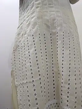 Snapshot of Alia-00 chatting on 28, 10, 2025 Alia-00 online show from 28, 10, 2025