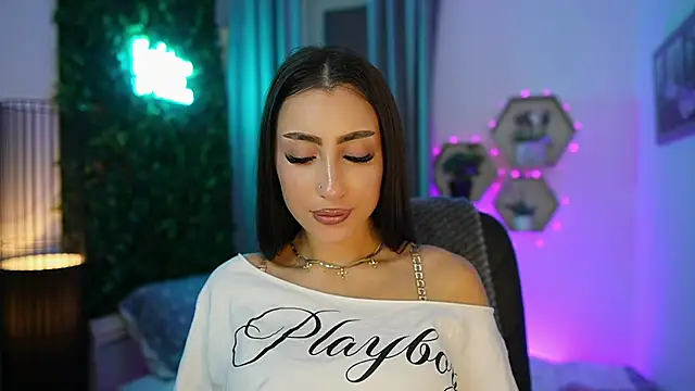 Bree  Morgan online show from 5, 11, 2025