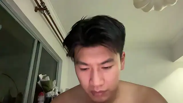 Snapshot of heywilliam chatting on 8, 11, 2025 heywilliam online show from 8, 11, 2025