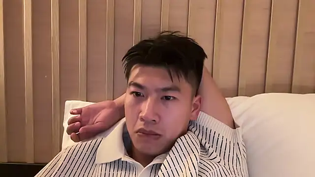 Snapshot of heywilliam chatting on 12, 11, 2025 heywilliam online show from 12, 11, 2025