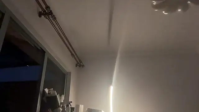 Snapshot of heywilliam chatting on 2, 11, 2025 heywilliam online show from 2, 11, 2025