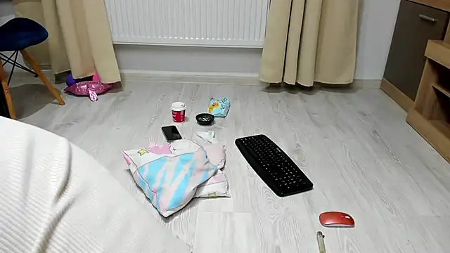 Snapshot of love_mexoxo chatting on 26, 10, 2025 love mexoxo online show from 26, 10, 2025