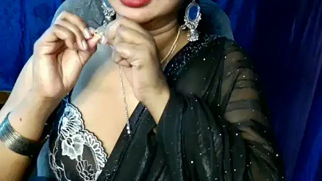 QUEEN SAKHI- online show from 2, 3, 2026