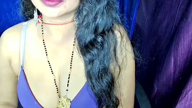 Snapshot of QUEEN_SAKHI- chatting on 7, 7, 2026 QUEEN SAKHI- online show from 7, 7, 2026