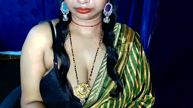 Snapshot of QUEEN_SAKHI- chatting on 6, 6, 2026 QUEEN SAKHI- online show from 6, 6, 2026