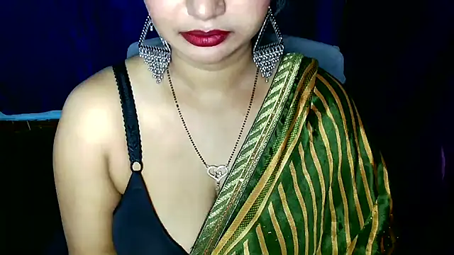 Snapshot of QUEEN_SAKHI- chatting on 17, 6, 2026 QUEEN SAKHI- online show from 17, 6, 2026