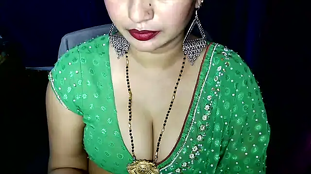 Snapshot of QUEEN_SAKHI- chatting on 20, 6, 2026 QUEEN SAKHI- online show from 20, 6, 2026