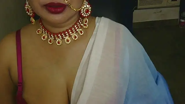 QUEEN SAKHI- online show from 28, 9, 2025