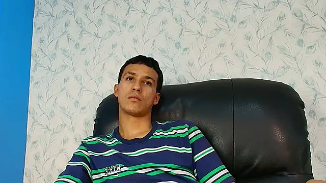 Snapshot of Marcus_Jeron chatting on 25, 5, 2026 Marcus Jeron online show from 25, 5, 2026