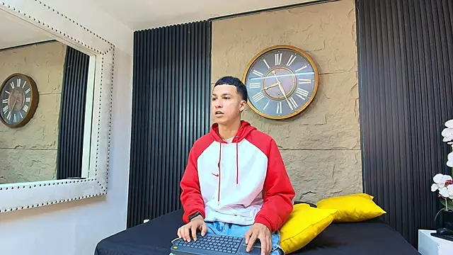 Snapshot of Marcus_Jeron chatting on 10, 5, 2026 Marcus Jeron online show from 10, 5, 2026