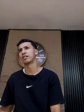 Snapshot of Marcus_Jeron chatting on 23, 7, 2026 Marcus Jeron online show from 23, 7, 2026