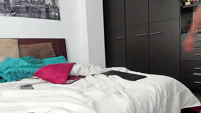 AntonyDAngelo25 online show from 20, 2, 2026