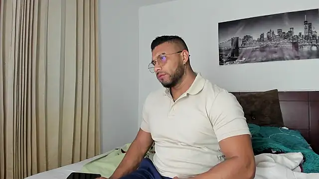 AntonyDAngelo25 online show from 14, 2, 2026