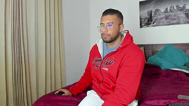 AntonyDAngelo25 online show from 10, 3, 2026